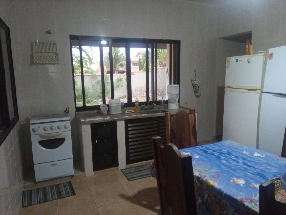 Maravilhosa vila a 150 m da praia do GUARAÚ, para 30 pessoas! Peruíbe Exterior foto